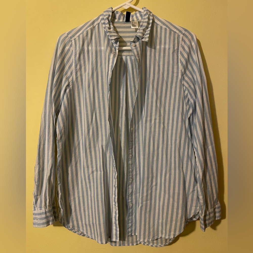 H&M women’s button down